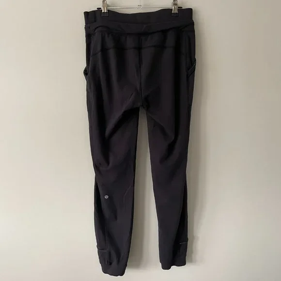 Lululemon Warm Down Jogger II Black Womens 8 - Picture 6 of 6